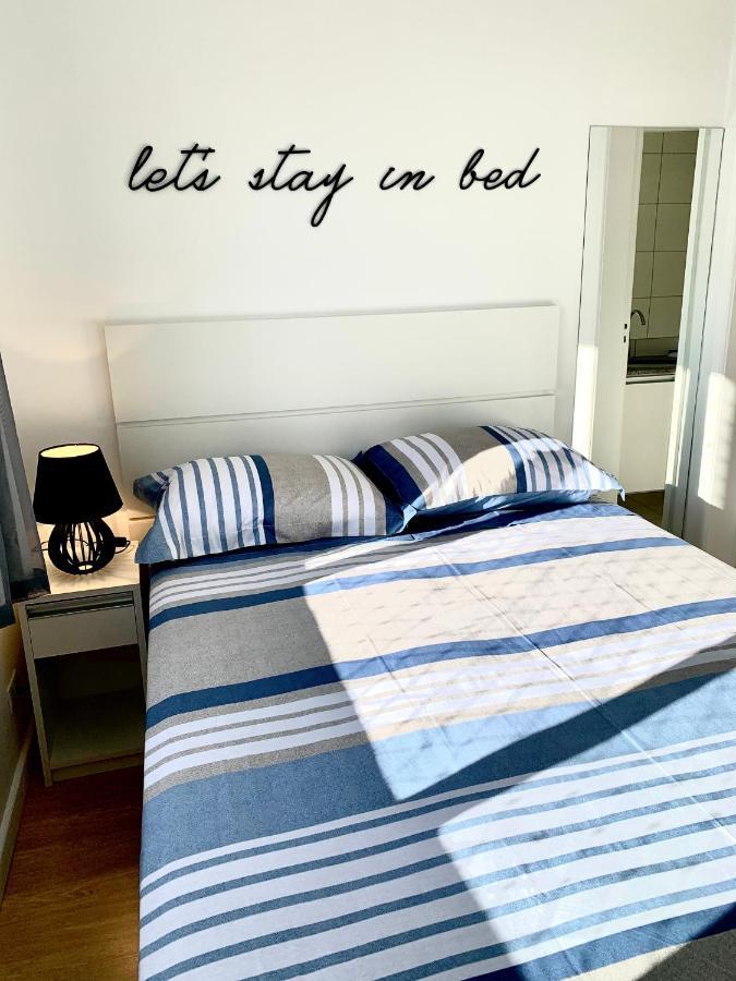 505 - Lindo Apartamento 1 Quarto decorado no Bigorrilho com todos utensilios. Ótima lozalização. Curitiba Exterior foto