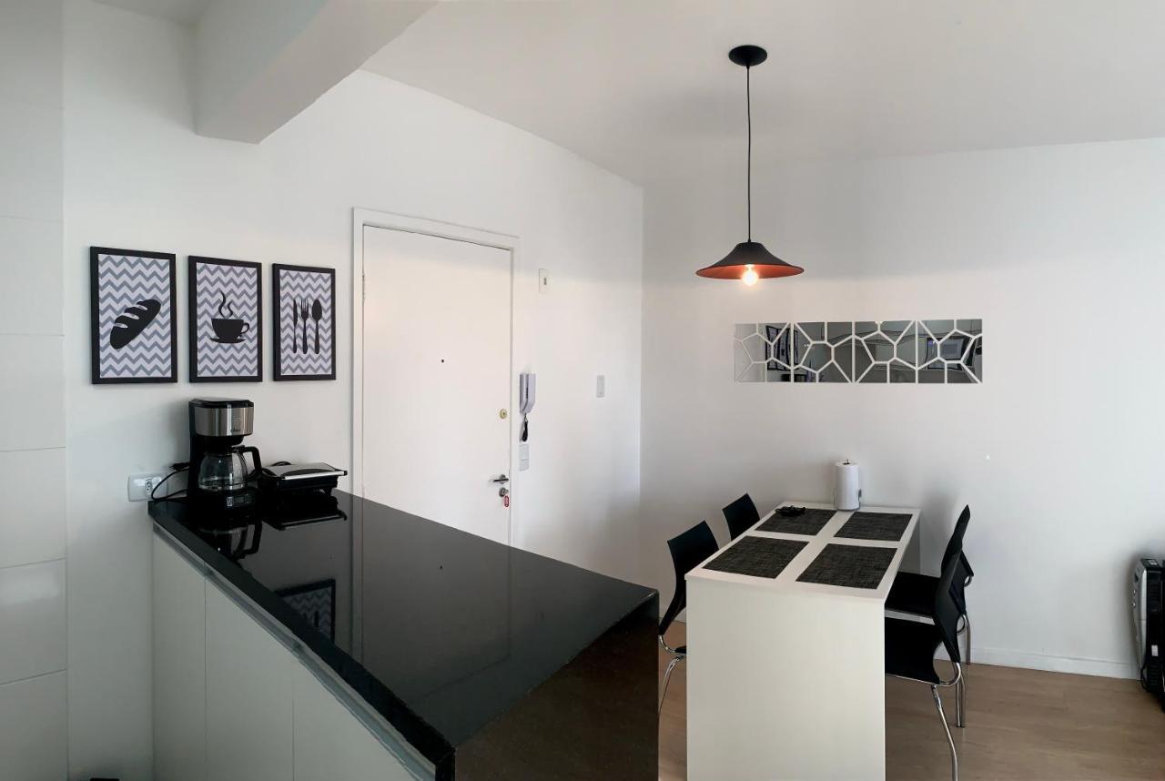 505 - Lindo Apartamento 1 Quarto decorado no Bigorrilho com todos utensilios. Ótima lozalização. Curitiba Exterior foto