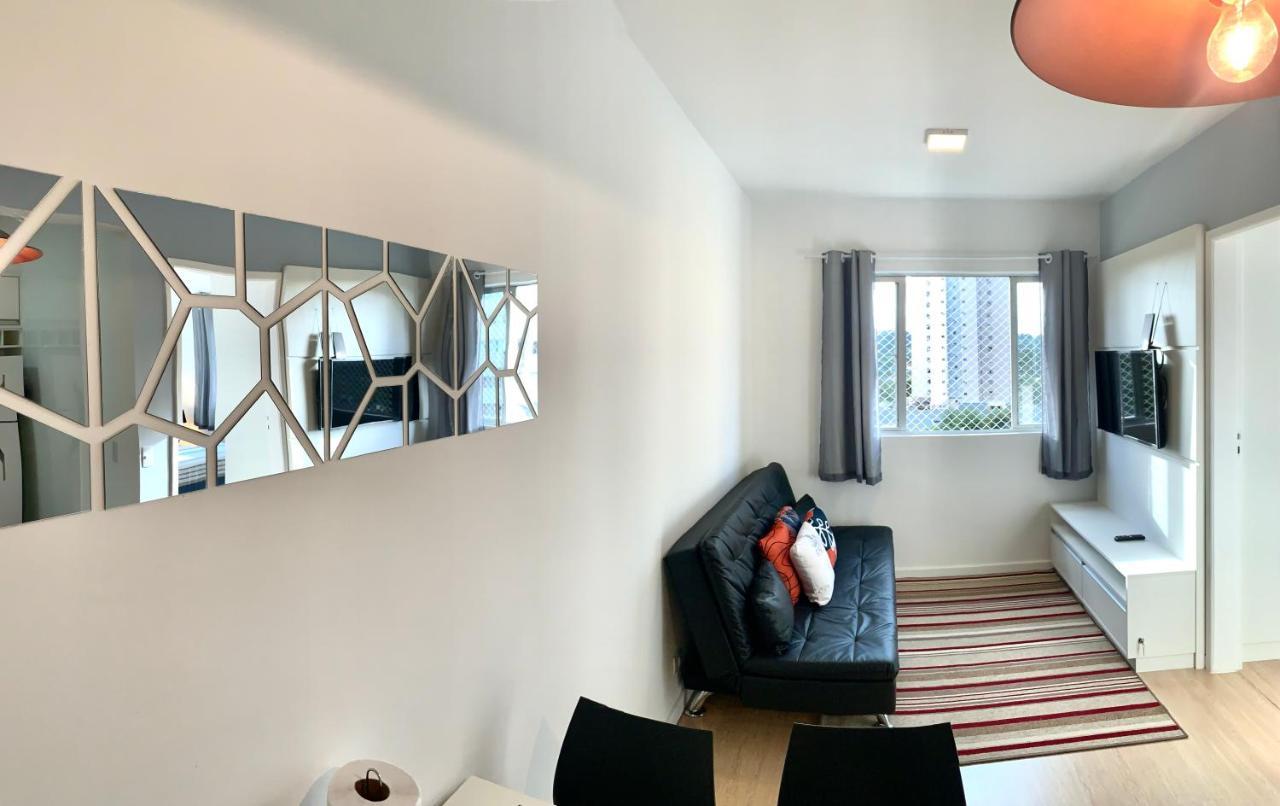 505 - Lindo Apartamento 1 Quarto decorado no Bigorrilho com todos utensilios. Ótima lozalização. Curitiba Exterior foto